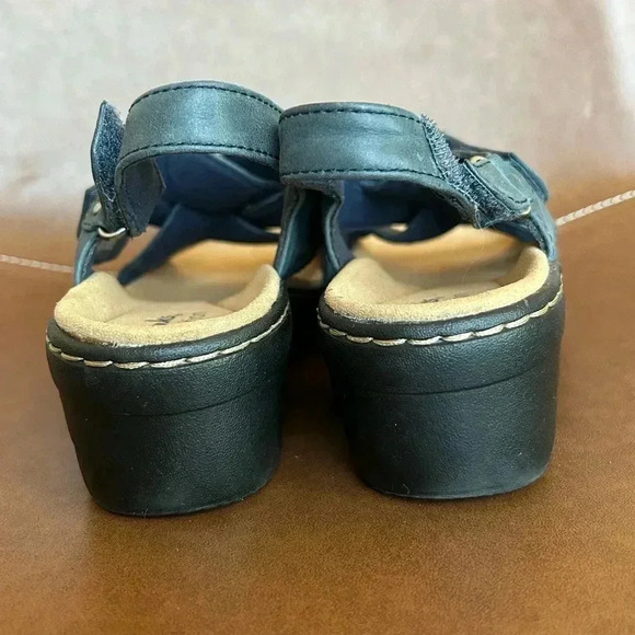 Clarks Merliah Echo Women's Leather
Wedge Sandals size 7.5 - Picture 4 of 9